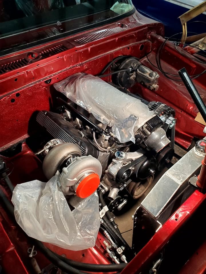Turbo kit install on LS-swapped truck
